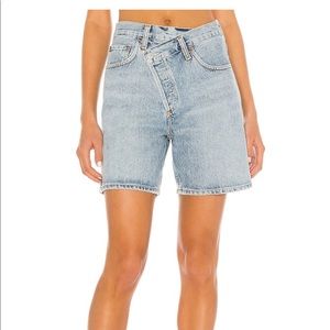 AGOLDE: criss cross short